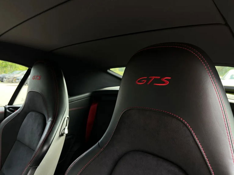 Porsche 991.2 Carrera GTS