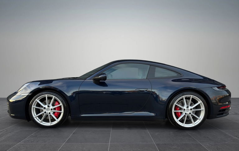 Porsche 992 Carrera 4S