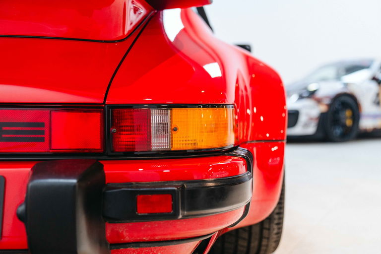 Porsche 911 Carrera 3.2 Supersport