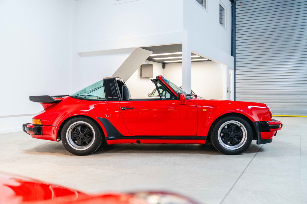 Porsche 911 Carrera 3.2 Supersport