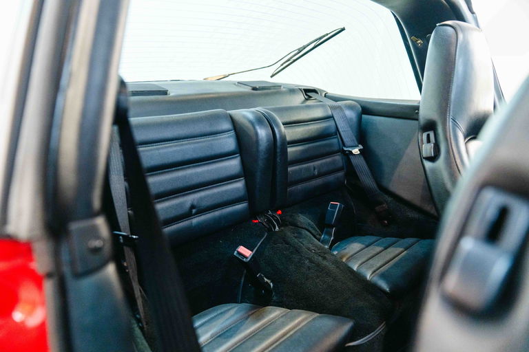 Porsche 911 Carrera 3.2 Supersport