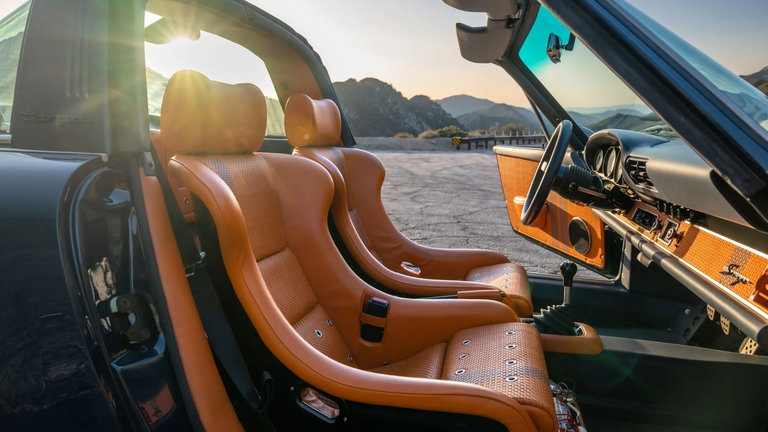 Porsche 911 Reimagined by Singer