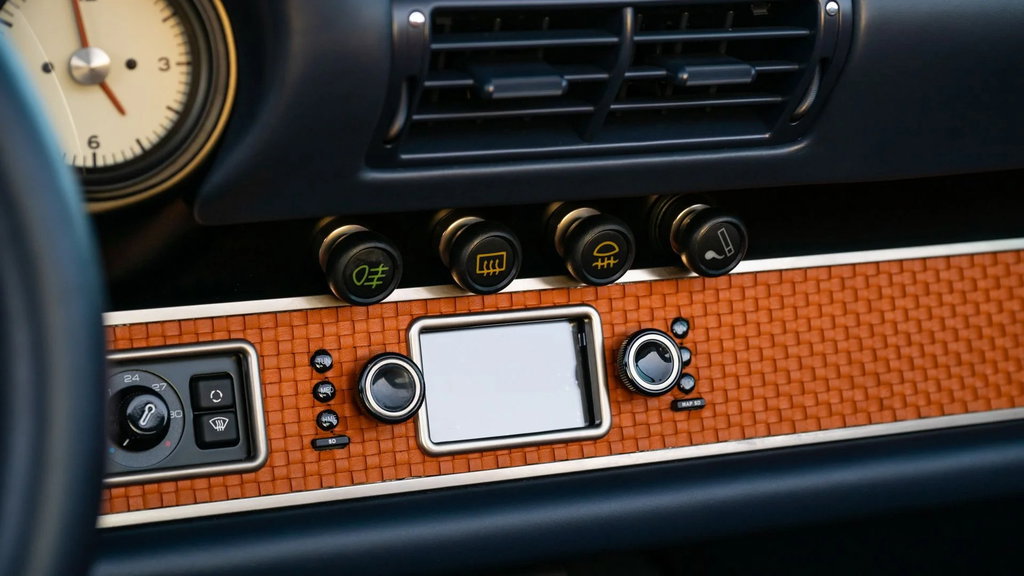 Porsche 911 Reimagined by Singer