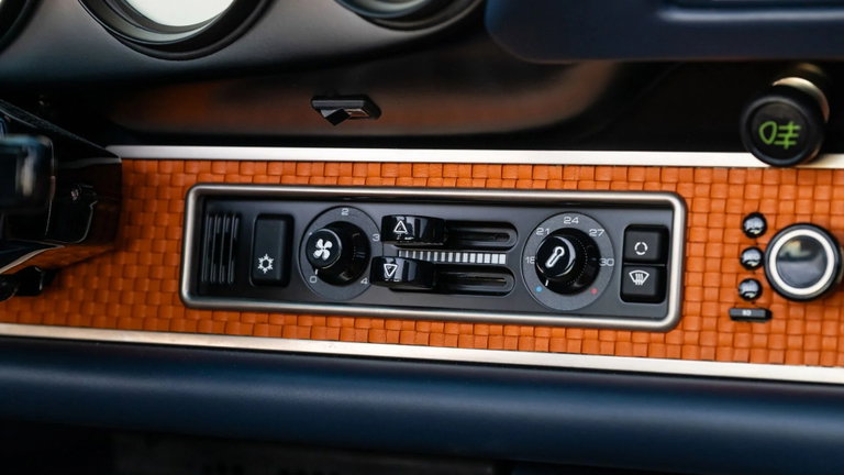 Porsche 911 Reimagined by Singer
