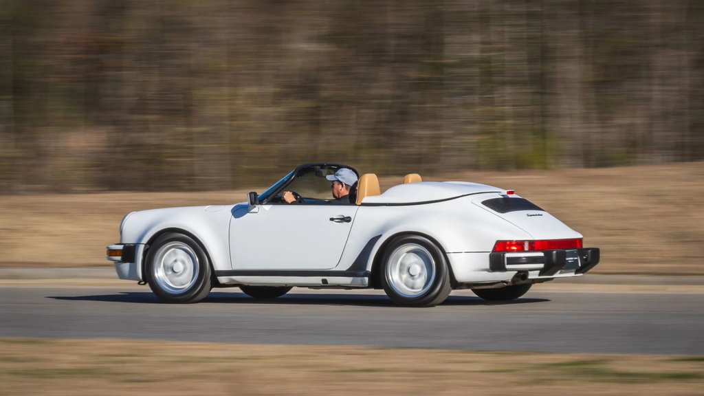 Porsche 911 Carrera 3.2 Speedster (US)