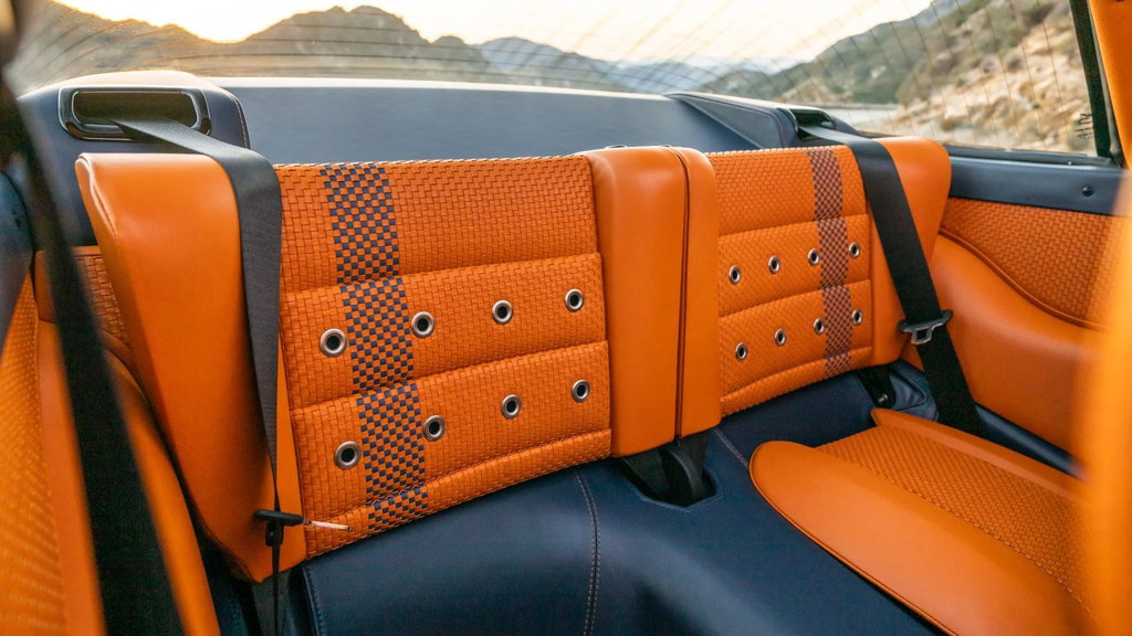 Porsche 911 Reimagined by Singer