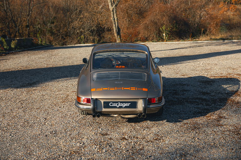 Porsche 911 T