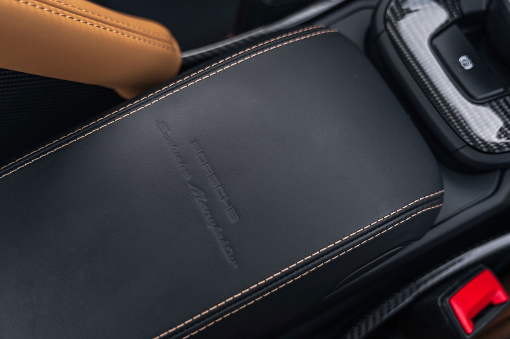 Porsche 992 GT3 Touring