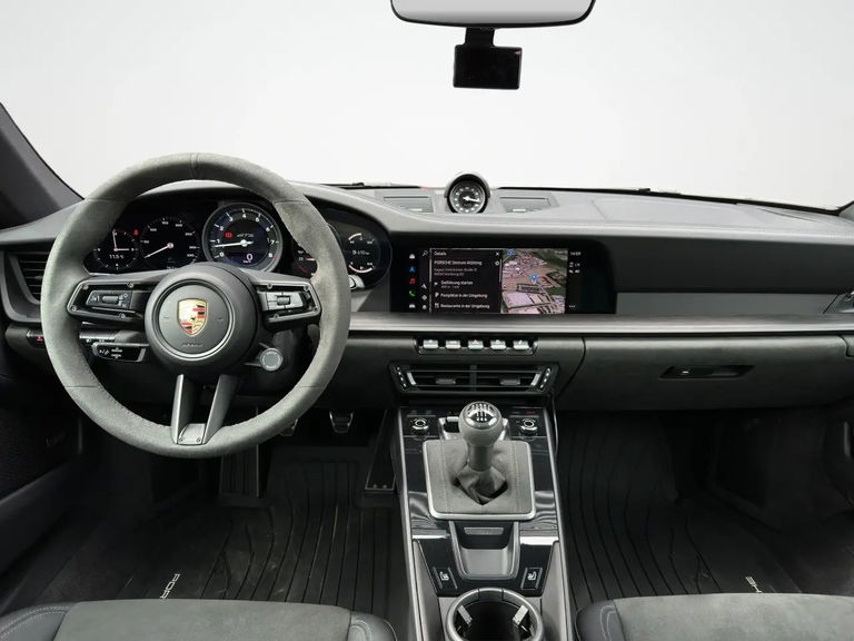 Porsche 992 Carrera GTS