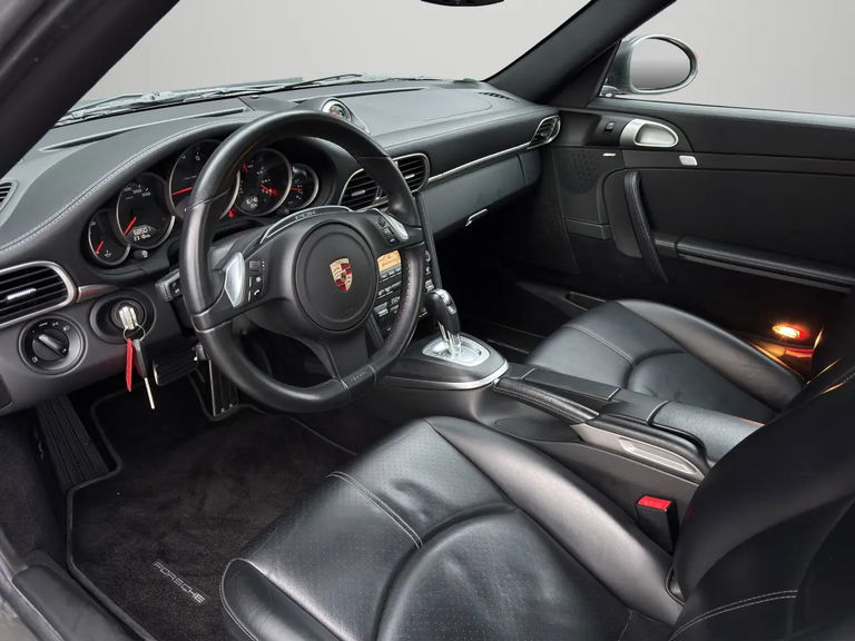 Porsche 997.2 Carrera GTS