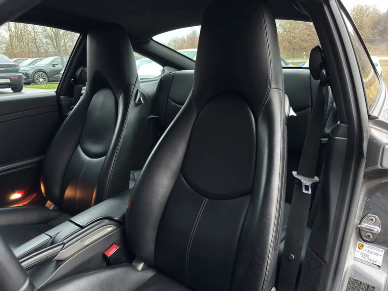 Porsche 997.2 Carrera GTS