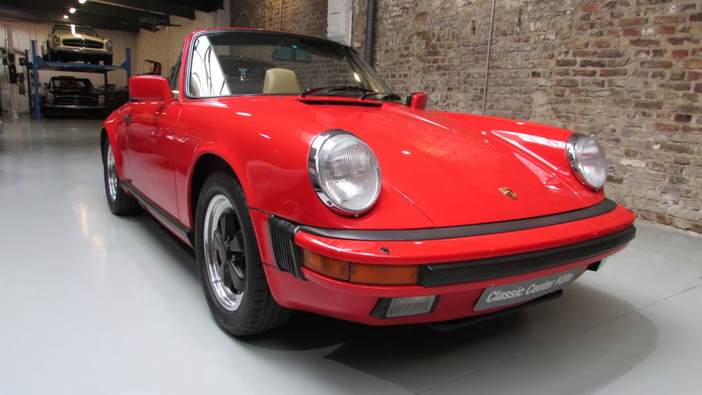 Porsche 911 Carrera 3.2