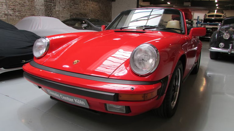 Porsche 911 Carrera 3.2