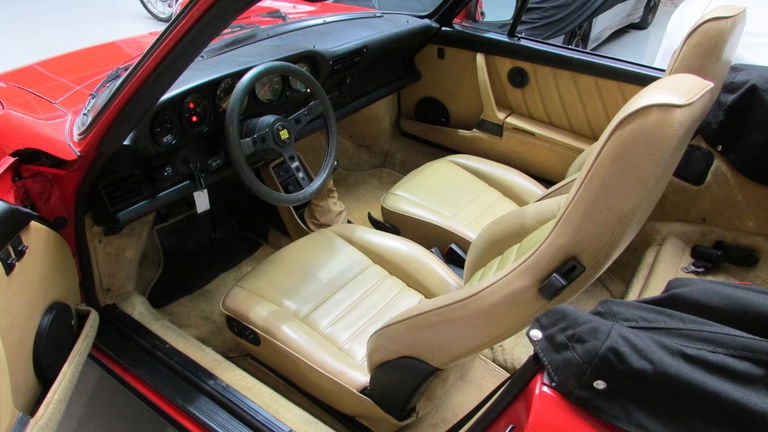 Porsche 911 Carrera 3.2