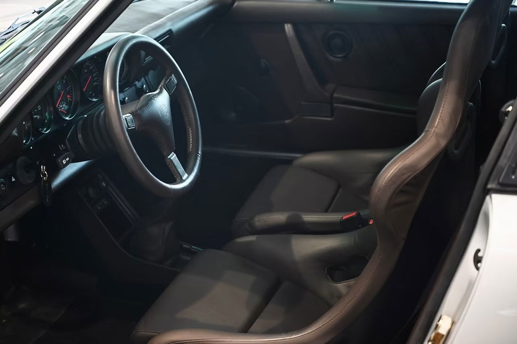 Porsche 911 Turbo 3.3