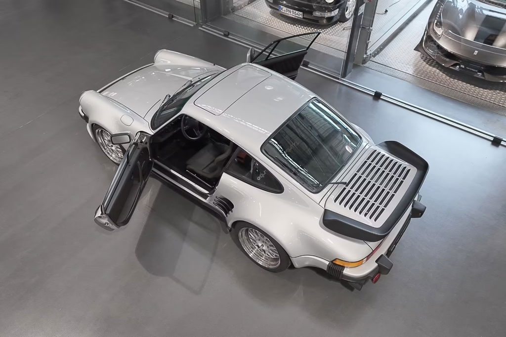 Porsche 911 Turbo 3.3