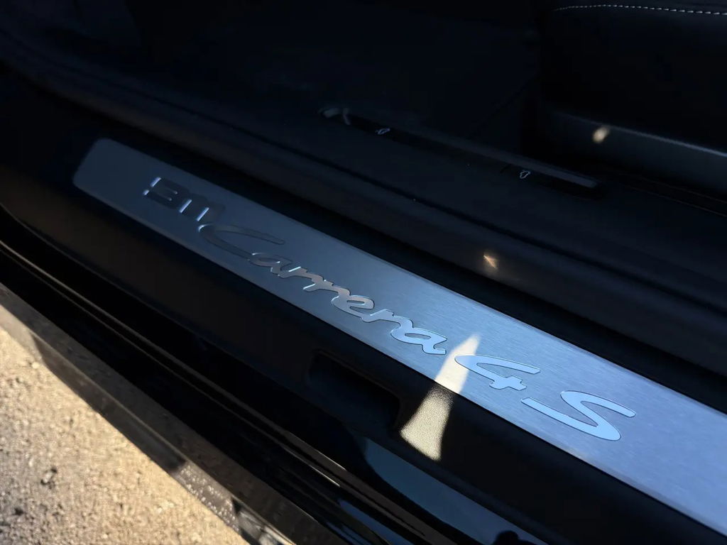 Porsche 992.2 Carrera 4S