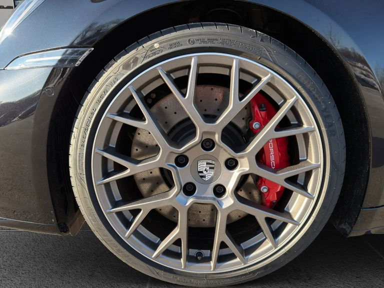 Porsche 992.2 Carrera 4S