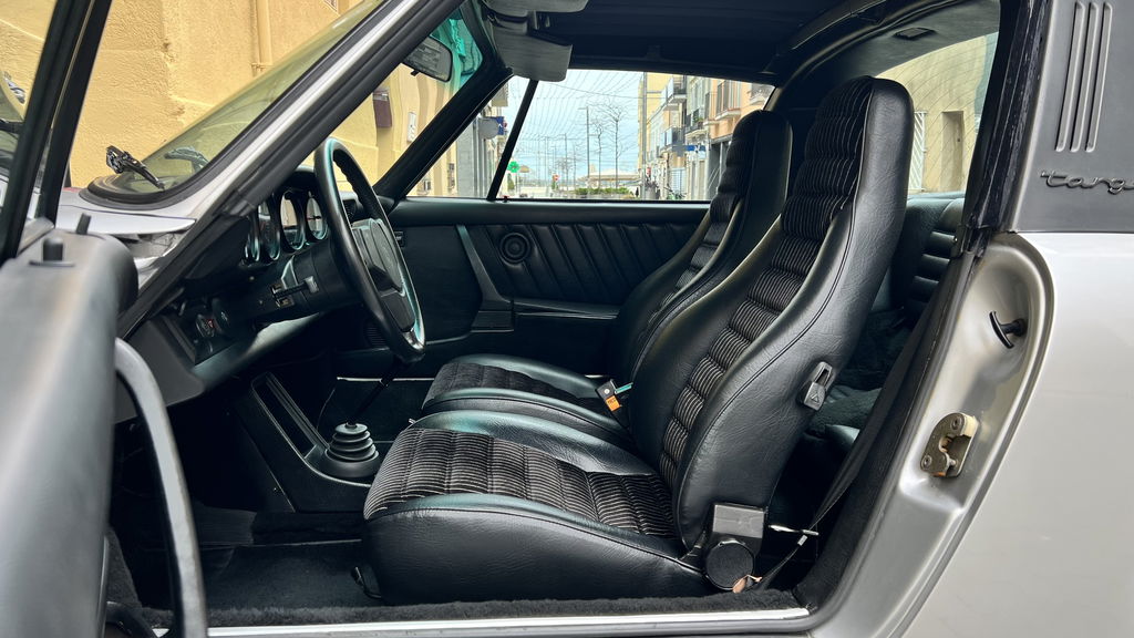 Porsche 911 Carrera 3.0