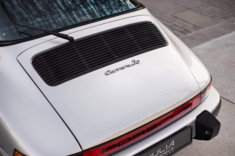 Porsche 911 Carrera 3.0