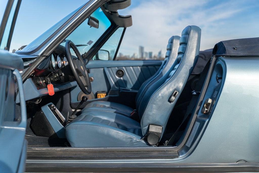 Porsche 911 Carrera 3.2