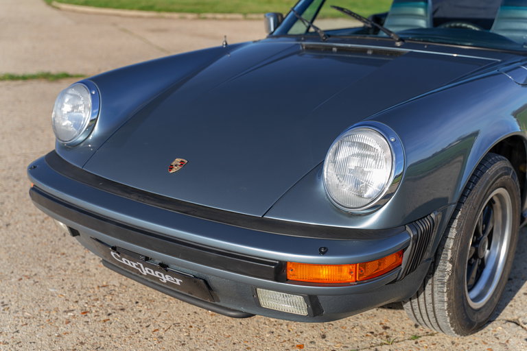 Porsche 911 Carrera 3.2