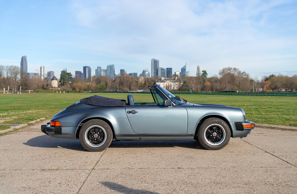 Porsche 911 Carrera 3.2