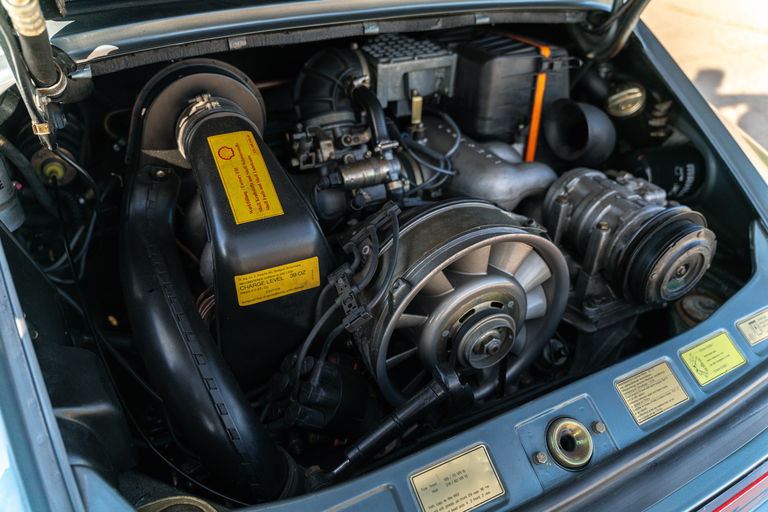 Porsche 911 Carrera 3.2