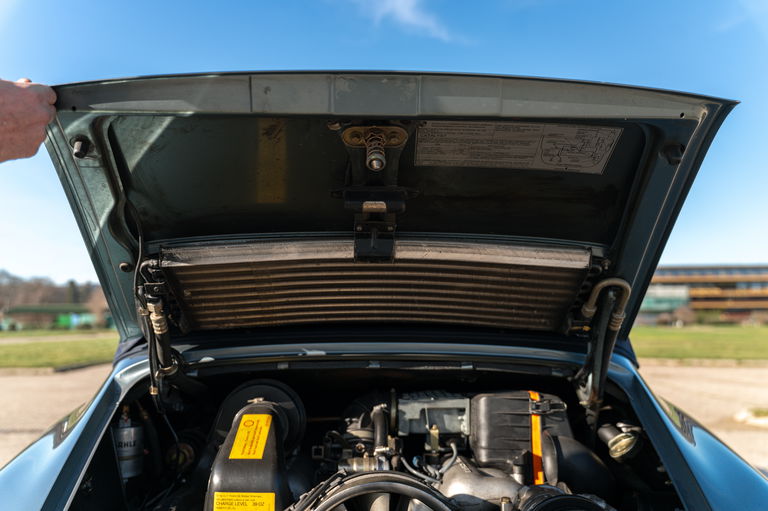 Porsche 911 Carrera 3.2