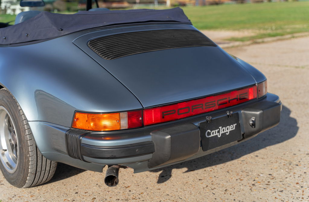 Porsche 911 Carrera 3.2