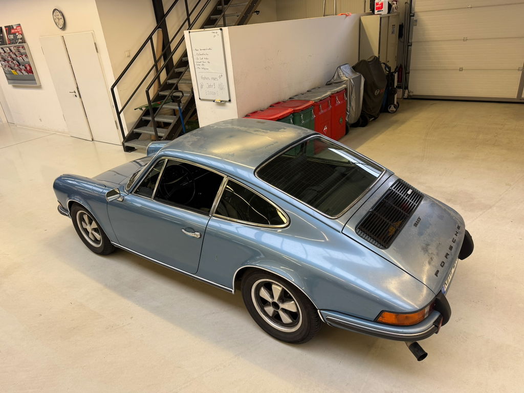 Porsche 911 T (US)