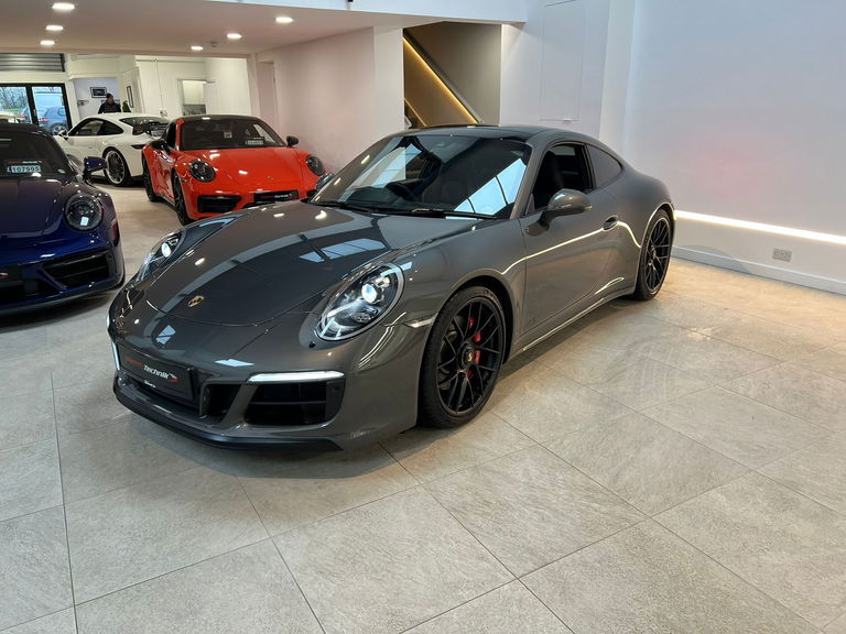 Porsche 991.2 Carrera GTS