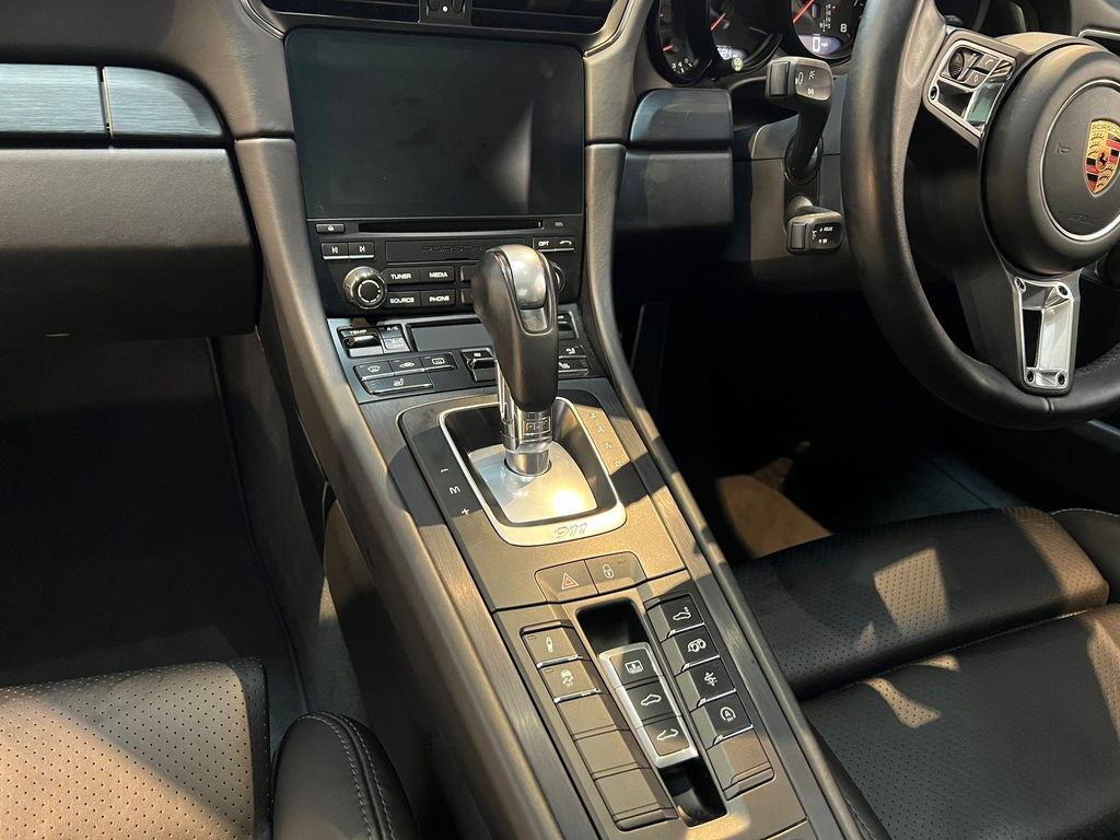 Porsche 991.2 Carrera GTS