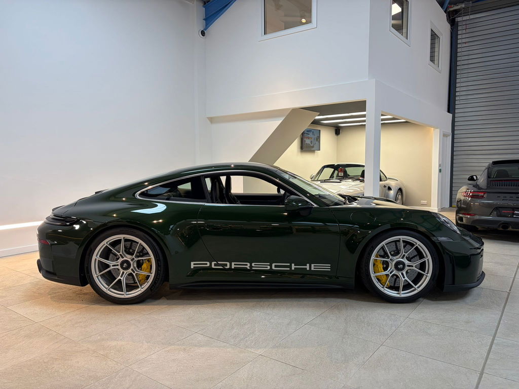 Porsche 992.2 GT3 Touring