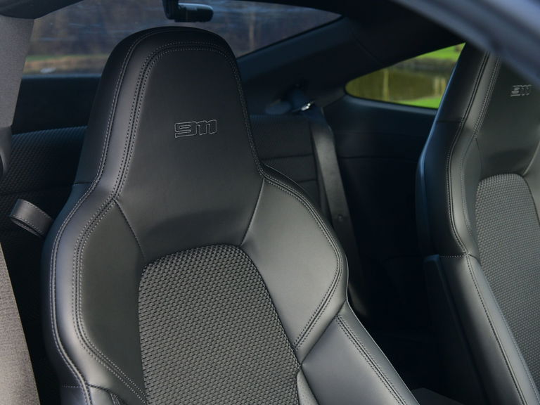 Porsche 992 Carrera T