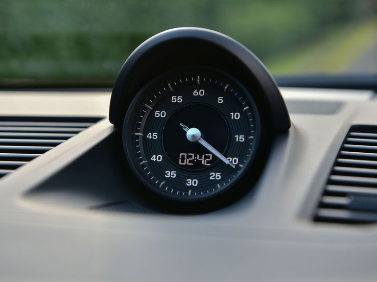 Porsche 992 Carrera T