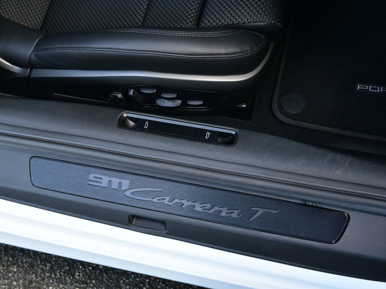 Porsche 992 Carrera T