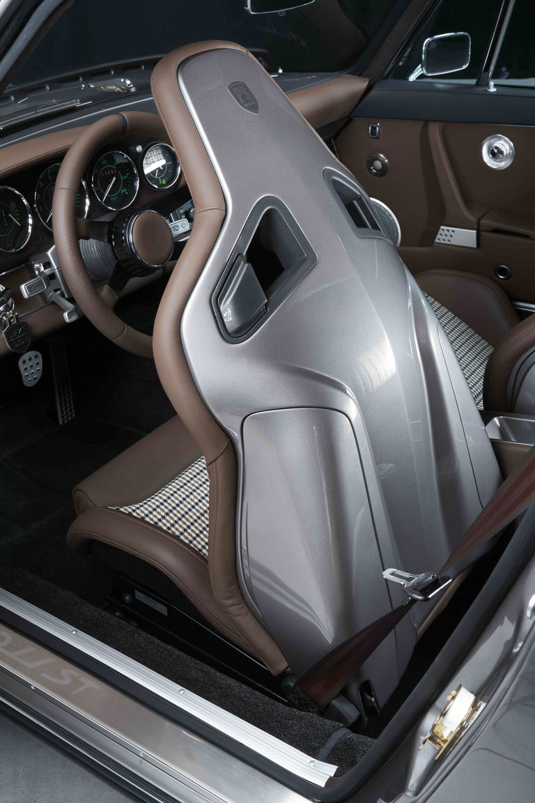 Porsche 911 Backdate