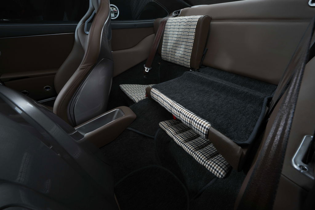 Porsche 911 Backdate