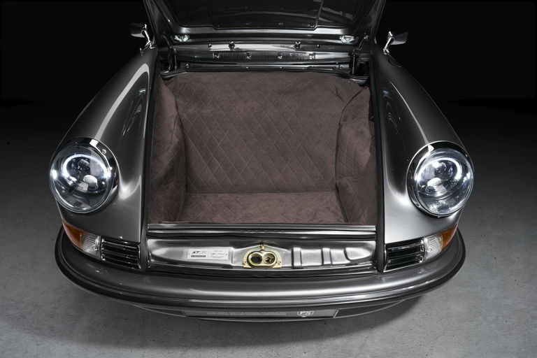 Porsche 911 Backdate