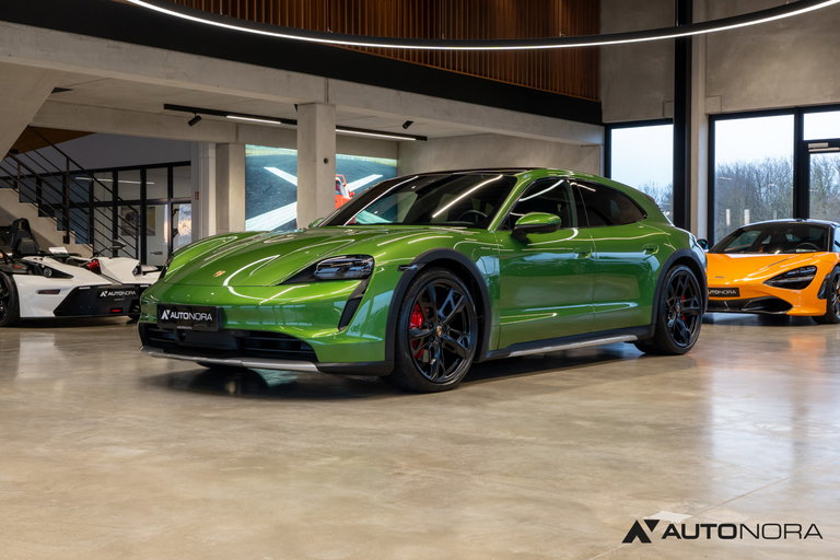 Porsche Taycan 4S Cross Turismo