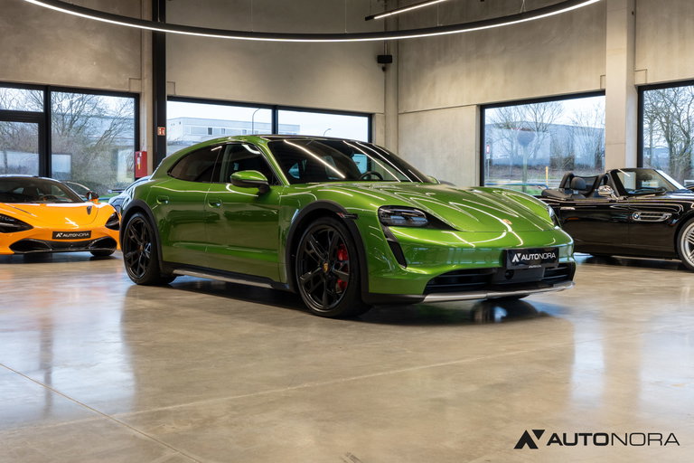 Porsche Taycan 4S Cross Turismo