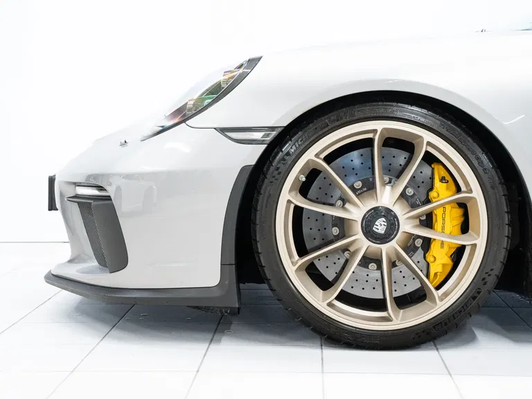 Porsche 991.2 GT3 Touring