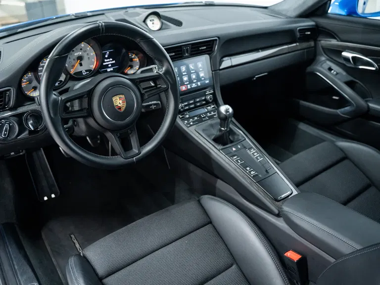 Porsche 991.2 GT3 Touring