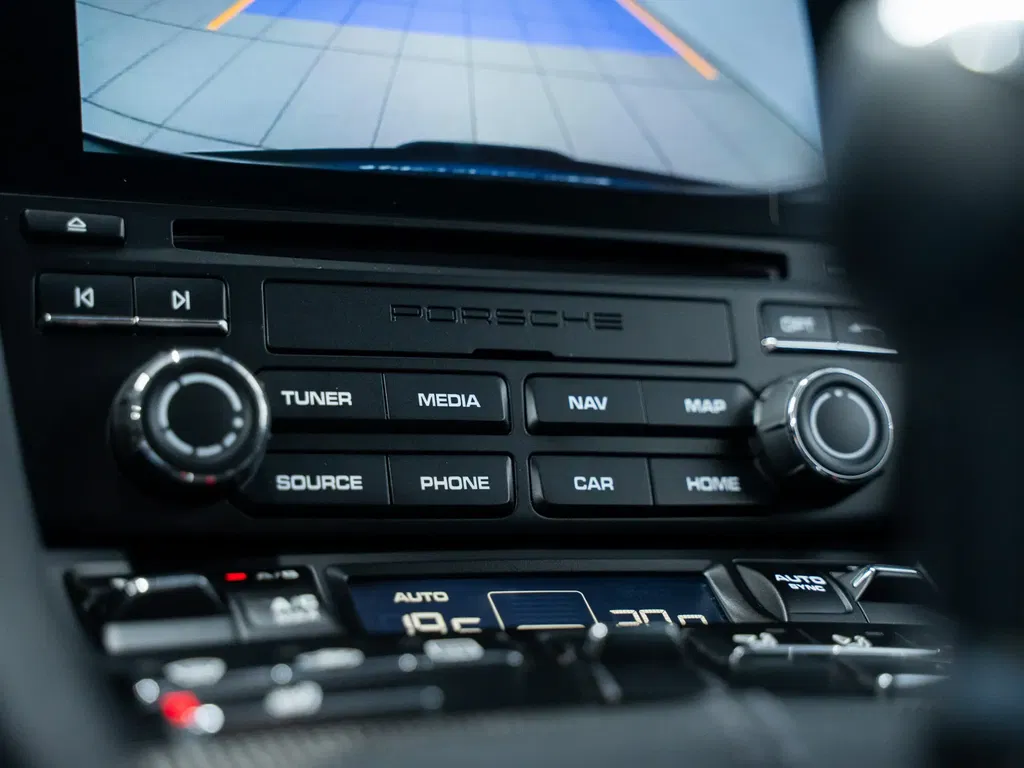 Porsche 991.2 GT3 Touring