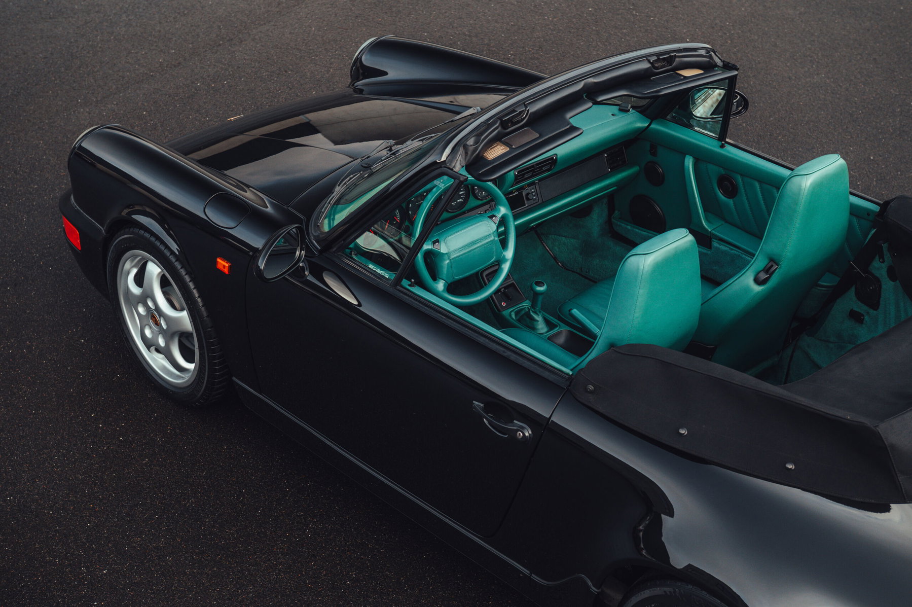 Porsche 964 Carrera 2 1993 - elferspot.com - Marketplace for
