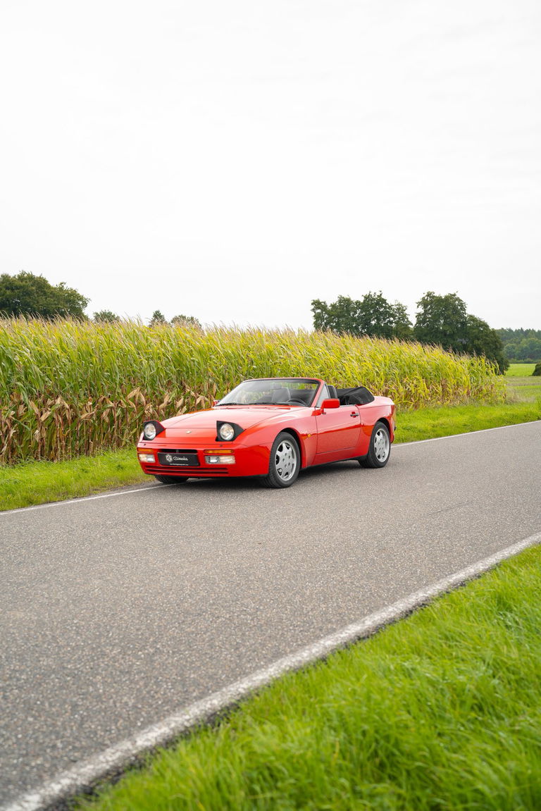 Porsche 944 Turbo Cabriolet