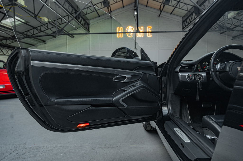 Porsche 991 Carrera 4