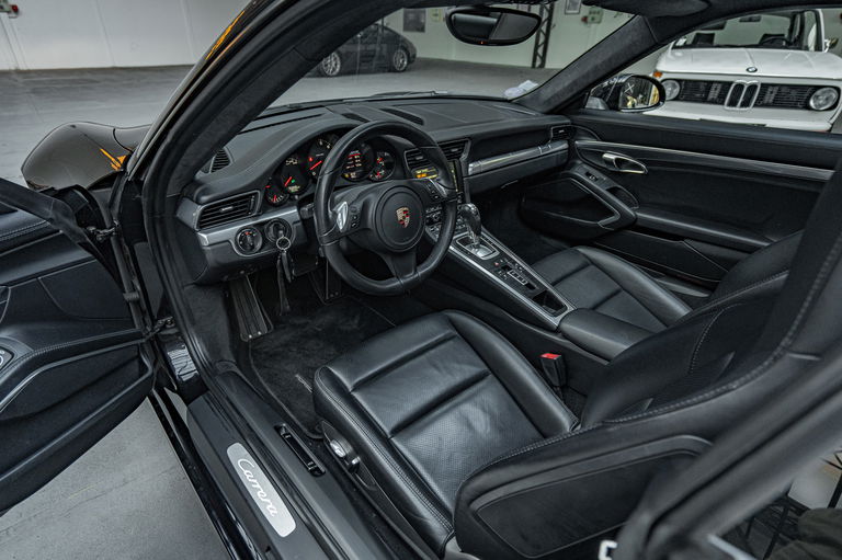 Porsche 991 Carrera 4