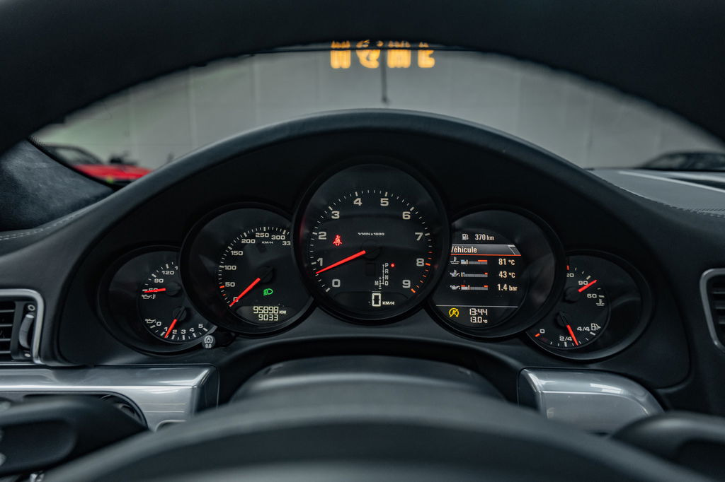 Porsche 991 Carrera 4